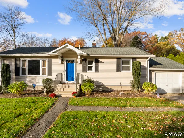 36 Atwood Road, Woodbury, CT 06798