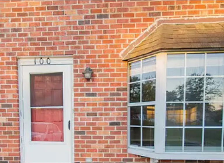 100 Warren Cir — Photo 1