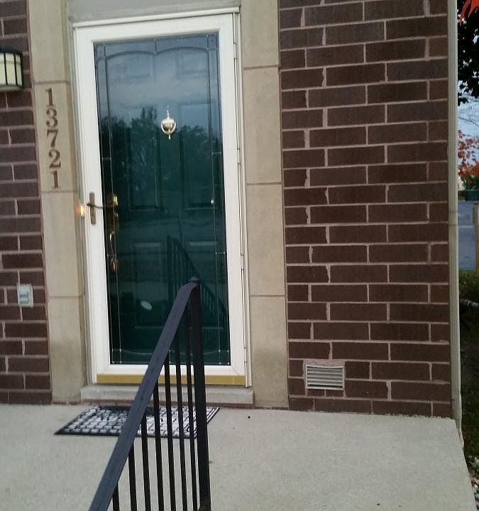 1st image of 13721 Osborn Ave #107