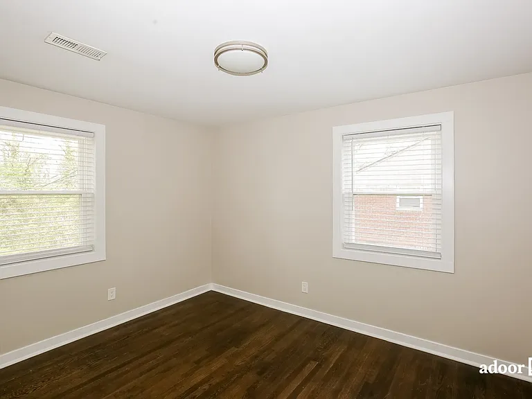 2926 Lasalle St — Photo 10