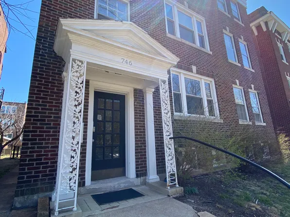 746 Heman Ave #1F, Saint Louis, MO 63130