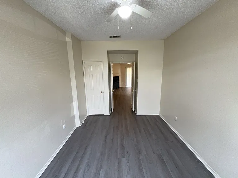 4303 Fawn Dr — Photo 14