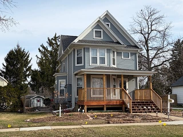 1st image of 1214 Laurel Ave
