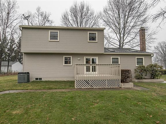 2nd image of 1398 Newport Dr
