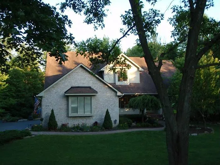 5214 Forest Valley Dr photo 1