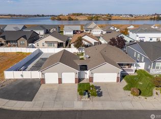 1300 Marina Dr APT 34, Moses Lake, WA 98837