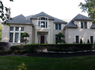 6814 Edinboro Pl, Concord Township, OH 44077