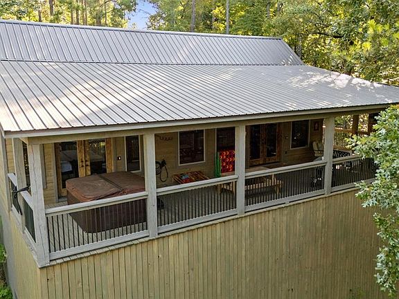 2nd image of 44 Winged Elm Cir