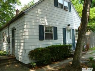 4915 Express Dr S, Ronkonkoma, NY 11779