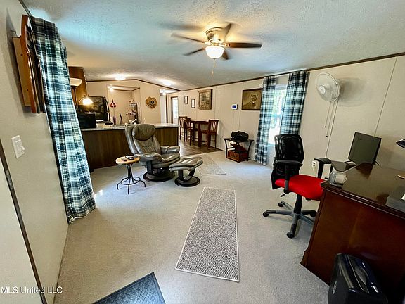 2nd image of 315 Young Rd