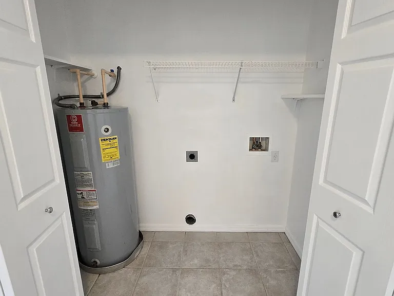 1820 Marcia St — Photo 20