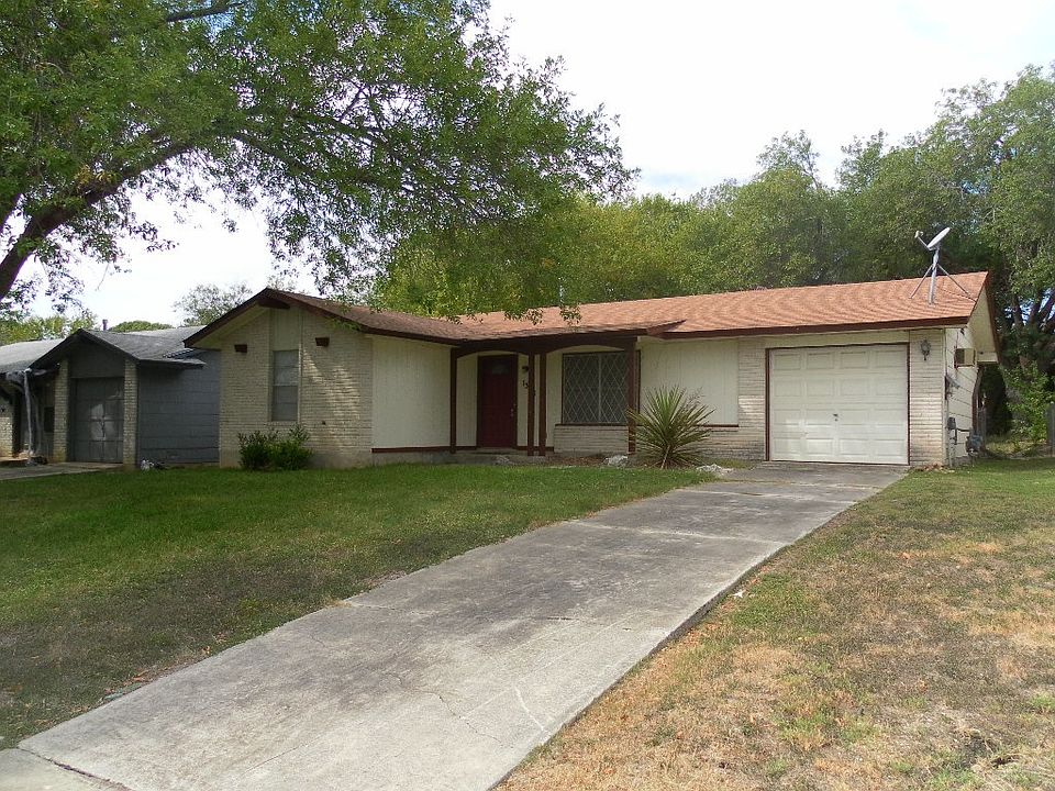 1st image of 13511 Bret Harte St