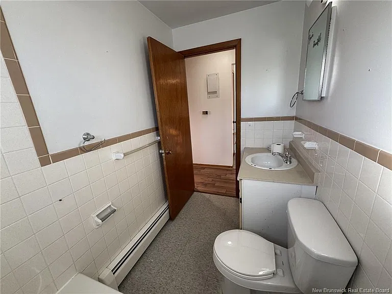 162 McSweeney Ave #12 — Photo 11