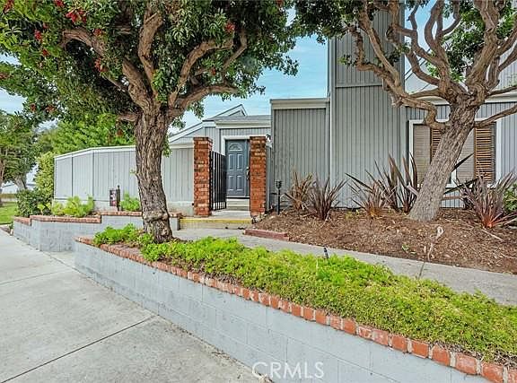 4th image of 4430 Shorebird Dr #1