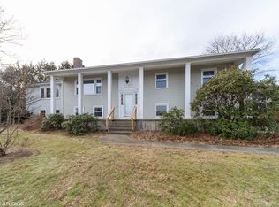 10 Hillside Ave, Boylston, MA 01505