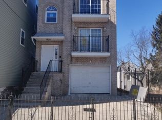 471 S 15th St, Newark, NJ 07103