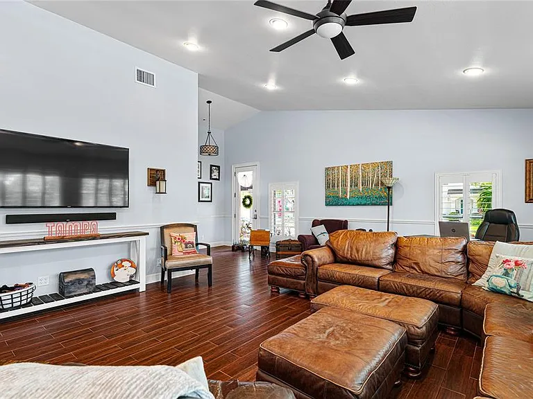 3628 S Renellie Dr — Photo 10