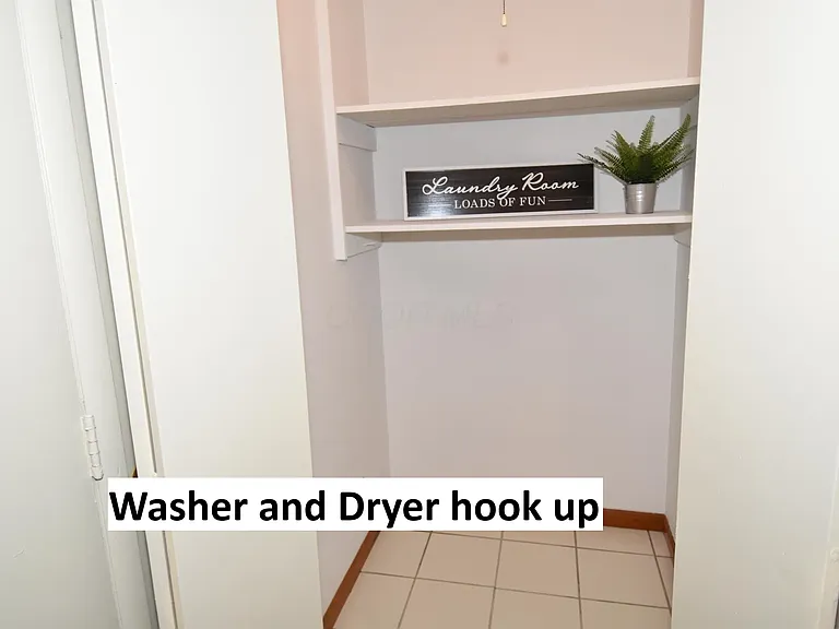 7075 Bartlett Rd — Photo 9