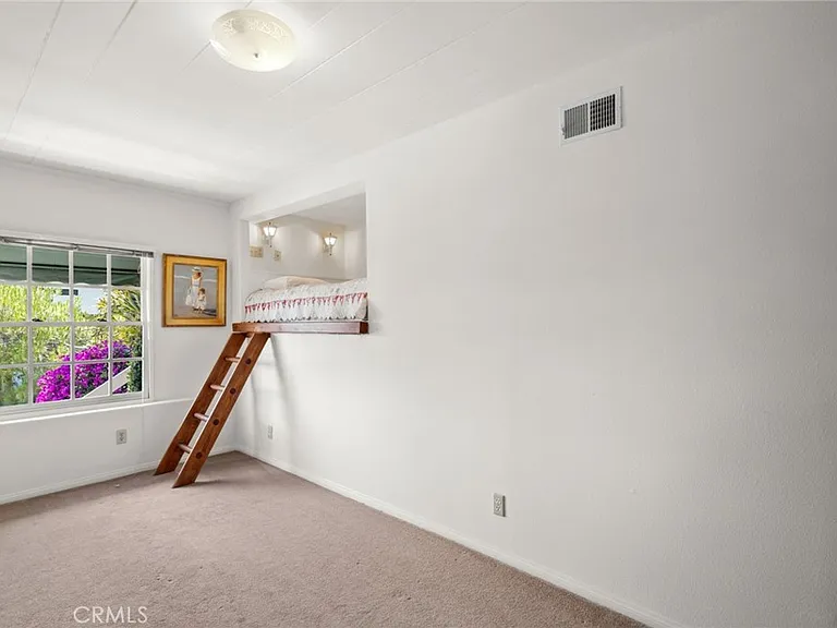 790 Wendt Ter — Photo 22