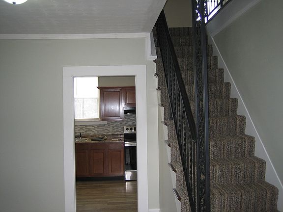 4th image of 1407 Forest Ave