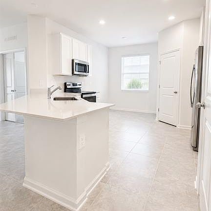 4th image of 506 Hatteras Rd