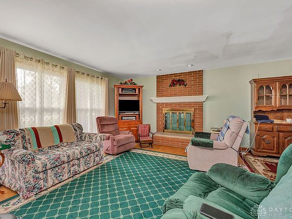 3rd image of 6170 Fairfield Rd