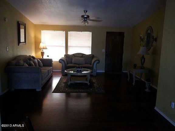 5th image of 814 S 341st Dr