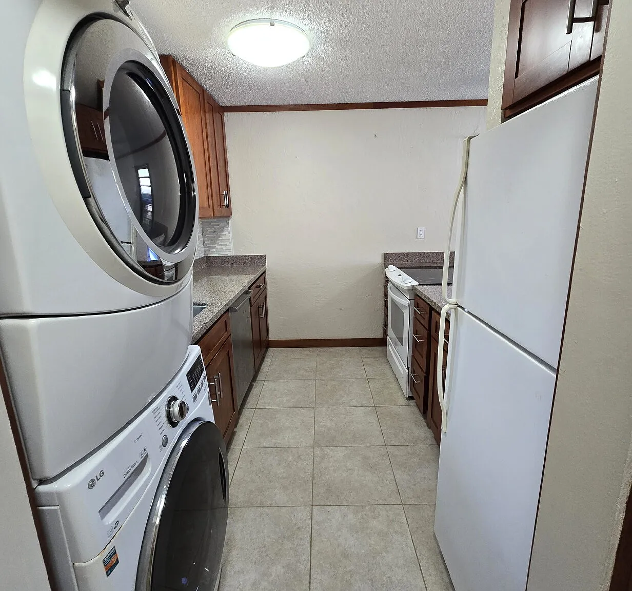 2 bed, 1.5 bath, 1008 sqft, $2,900 — Photo 4