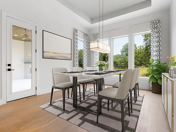 3rd image of 105 Council Oak Ct