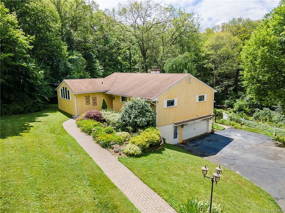 16 Birch Hill Drive, Poughkeepsie, NY 12603 MLS H6316836 Zillow