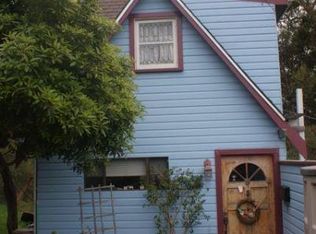 2289 Melvin Rd, Oakland, CA 94602