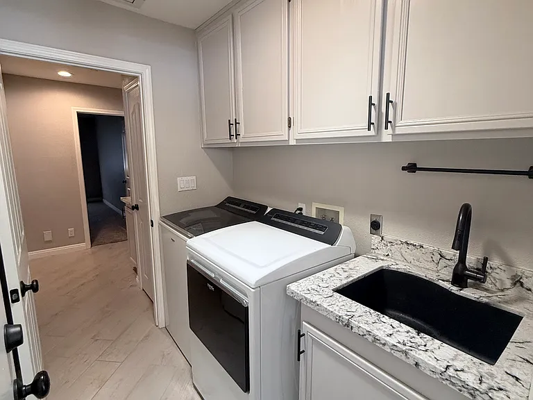 4313 Cocina Ln — Photo 19