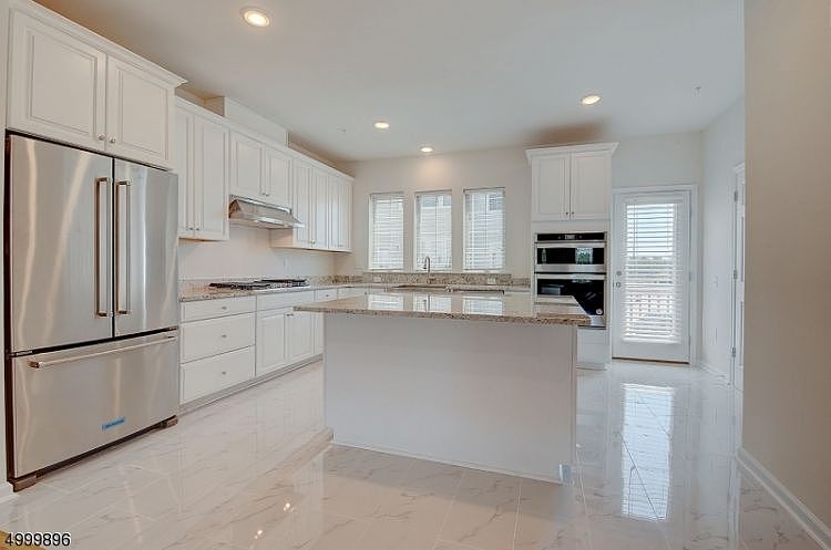 1st image of 17 Braeburn Ct #1317