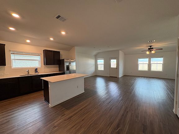 2nd image of 101 Esparza Dr