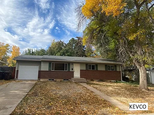 1313 Fairview Dr Photo 1