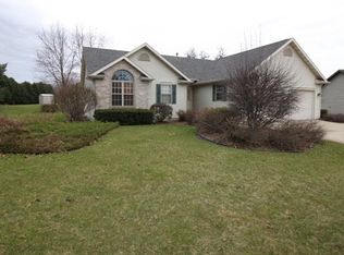 338 S Buckingham Blvd, Whitewater, WI 53190