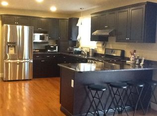 5 Hollow Ridge Dr, Nashua, NH 03062