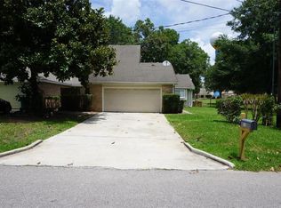 18 Dogwood Trl, Conroe, TX 77304