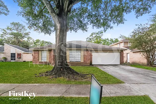24119 Lone Elm Dr Photo 1