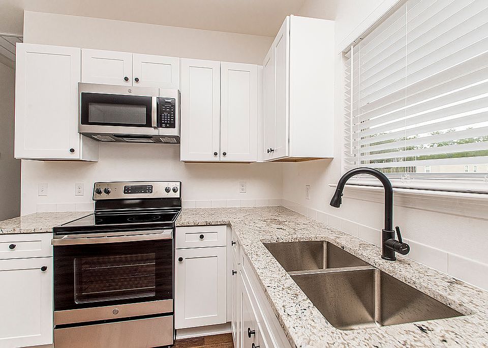 49043 Highway 1065, Tickfaw, LA 70466 Zillow