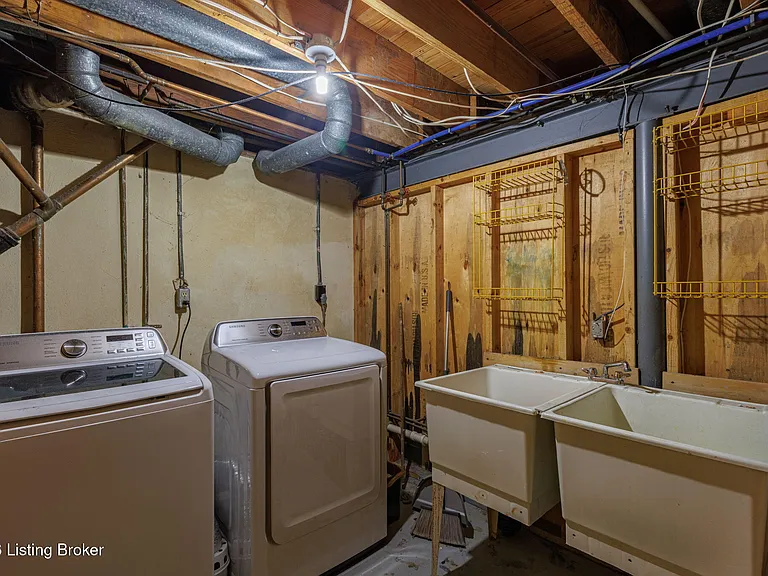 10807 Helmsdale Ln — Photo 45