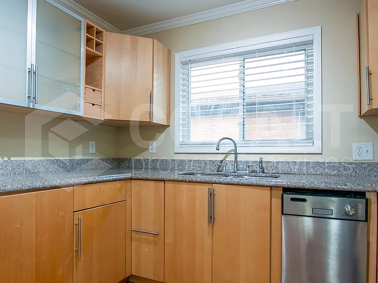 780 Dixie Ave NE #3 — Photo 4