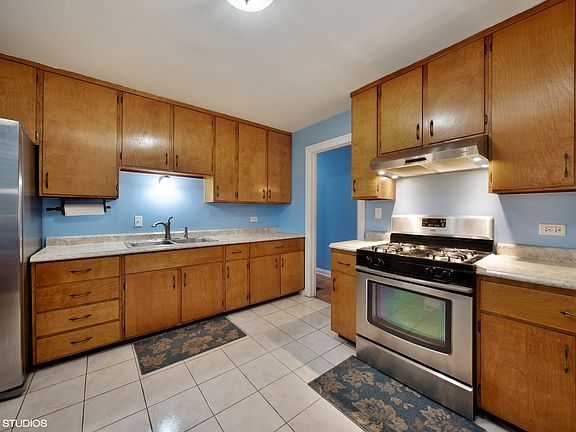 5th image of 142 Egan Dr