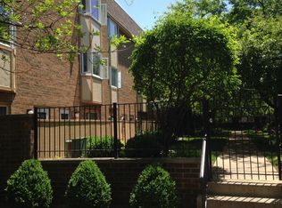 7212 Washington St APT B, Forest Park, IL 60130