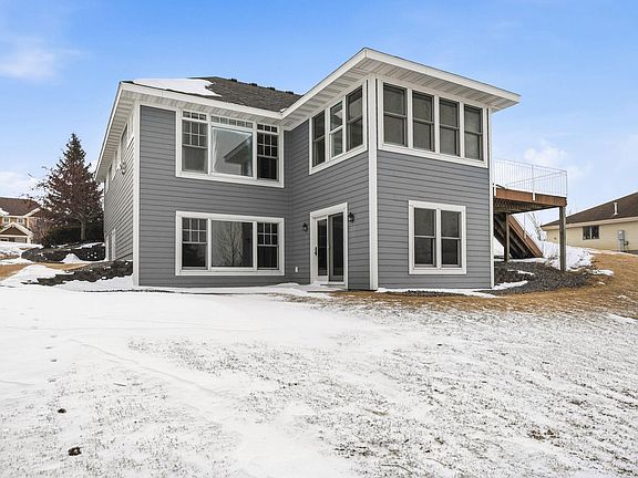 2nd image of 3537 Wildflower Rd S