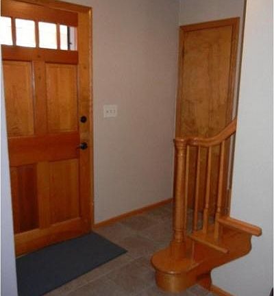 3rd image of 4564 Woodridge Dr