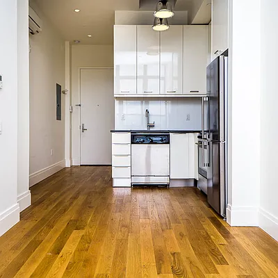 Rented by Nooklyn NYC LLC | media 38