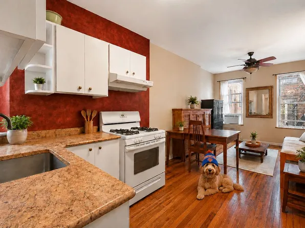 88 Charles St APT 5B, New York, NY 10014