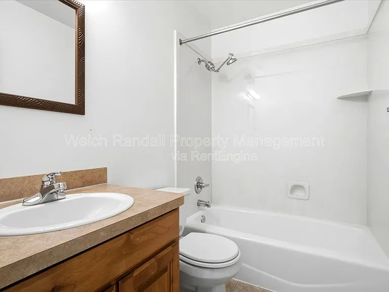 672 E Clearwater Dr N — Photo 22