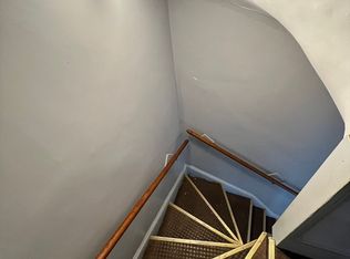 108 Brown Ave Floor 2, Holyoke, MA 01040